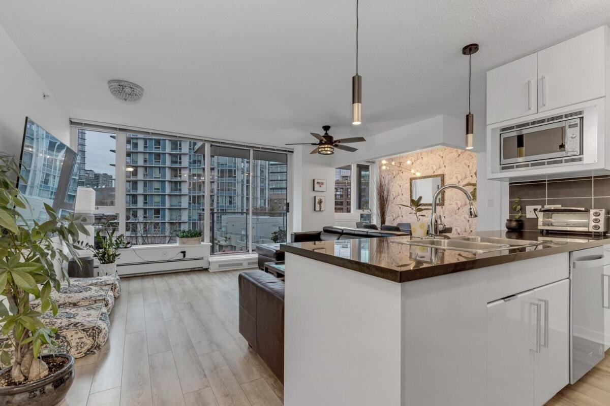 Gastown Downtown Apartment Very Central Vancouver Exterior photo